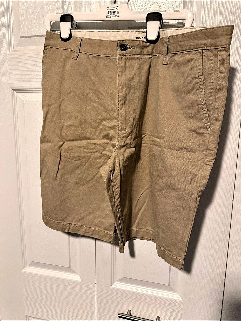 Dockers Classic Fit Flat Front Chino Shorts Brown Waist 36
